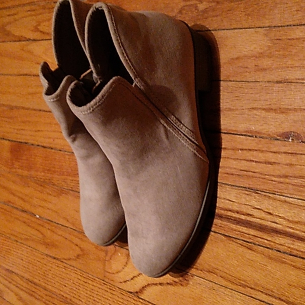 Booties - Picture 2 of 6